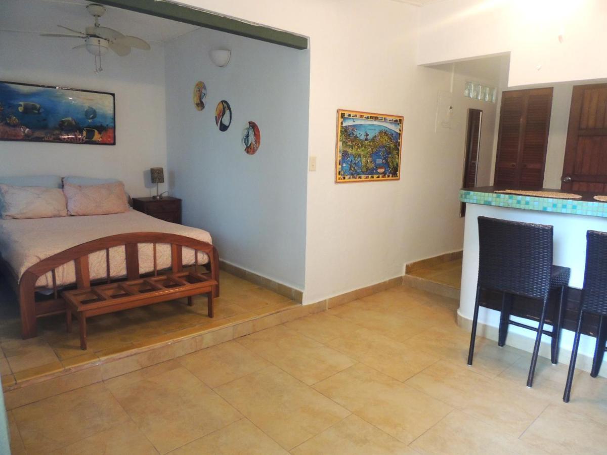Casa Del Sol Bed And Breakfast Contadora Island Ngoại thất bức ảnh