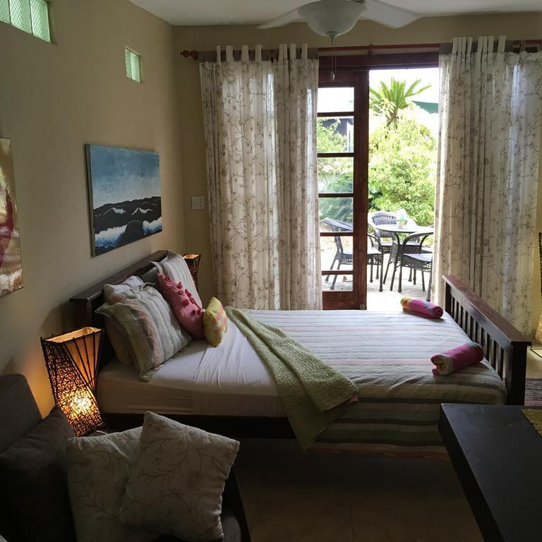 Casa Del Sol Bed And Breakfast Contadora Island Ngoại thất bức ảnh